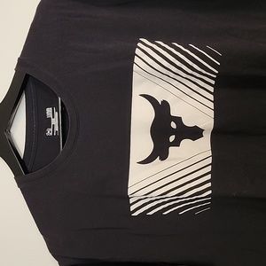 Project Rock Under Armour T-shirt, large, black and white.